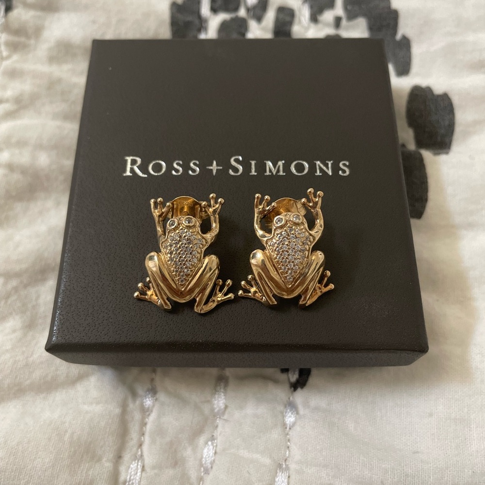 Gold and Silver Frog Earrings - Picture 3 of 4